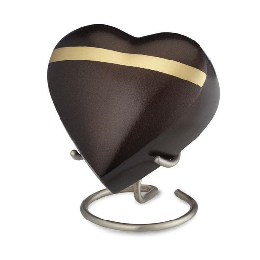 Adria Chestnut Heart Memento
